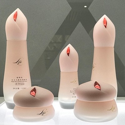 護膚產品合適裝什么包材？